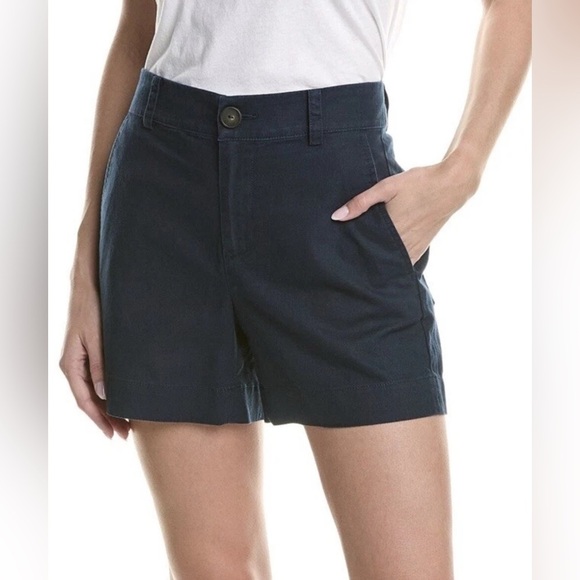 Vince High Waisted Slouchy Navy Rolled Cuff Pleated Linen Blend Shorts Size 8 - Picture 1 of 9